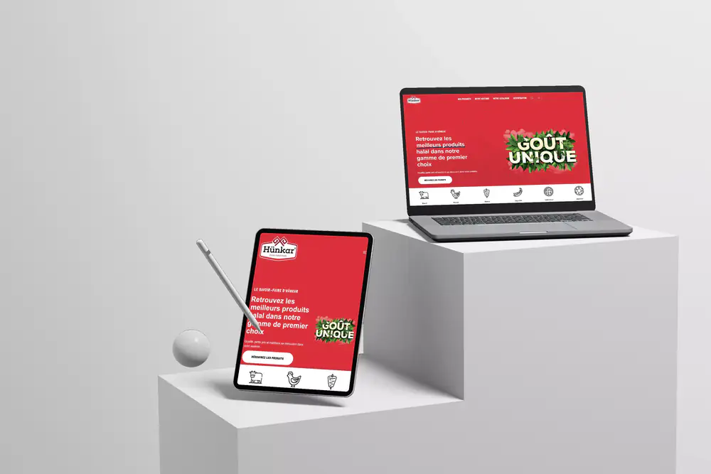 The Hunkar site on a laptop and tablet: Goût unique heading