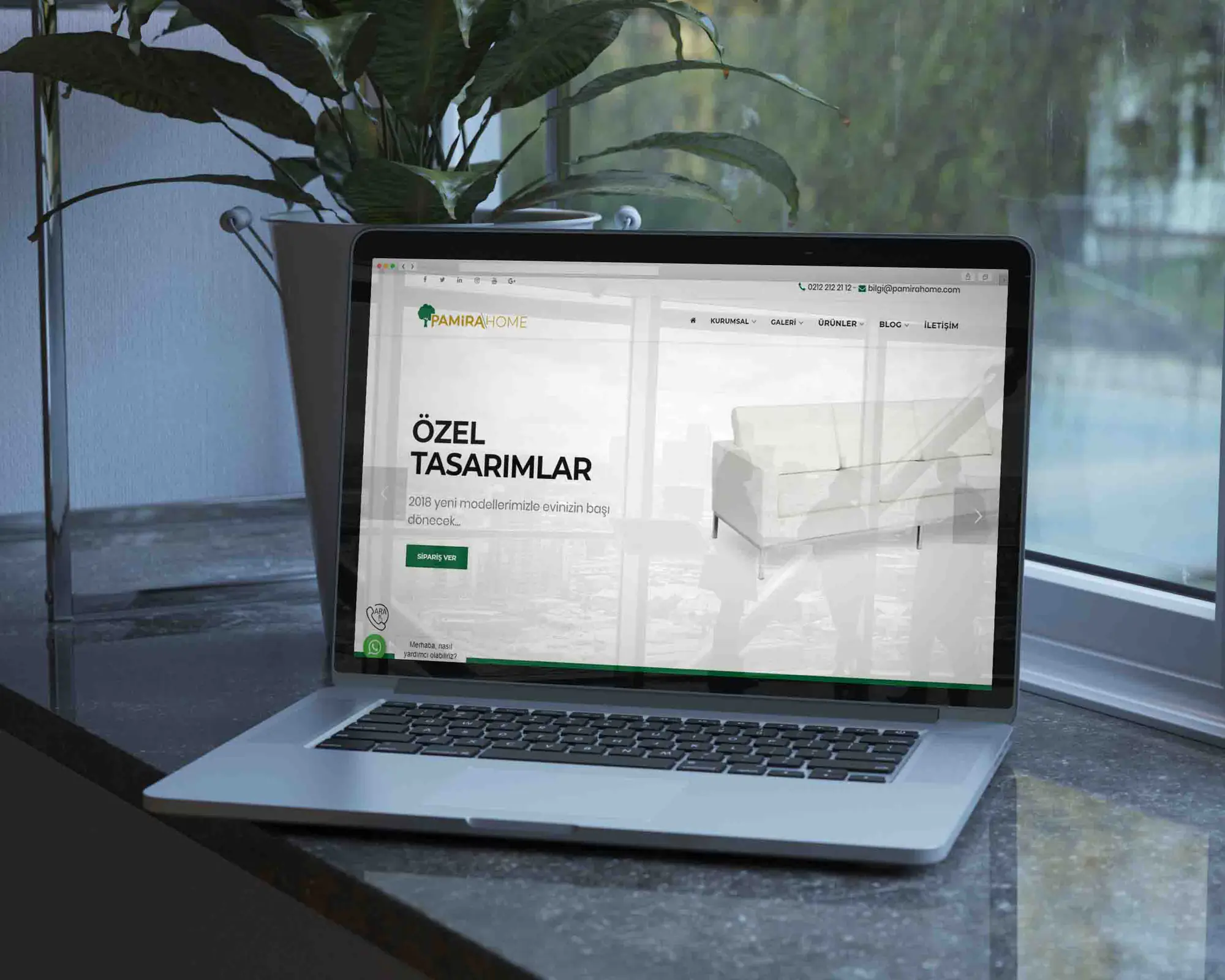 Pamira Home ana sayfası bir dizüstü bilgisayarda: Özel Tasarımlar